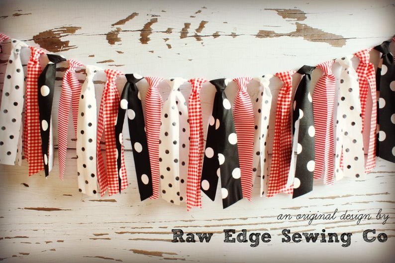 Minnie Mouse Fabric Strips Rag Tie Banner Garland - Raw Edge Sewing Co